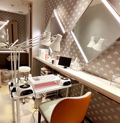 Nail Salon coloris -クロリ- 赤坂
