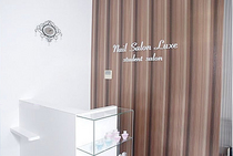 Nail Salon ＆ School Luxe