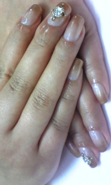 ブロンズネイル