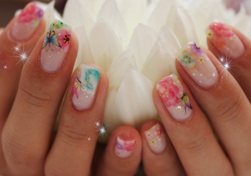 カラフルフラワー&バタフライネイル