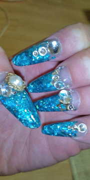 ﾌﾞﾙｰﾈｲﾙ