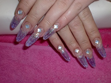 ステンドグラス　Ｎａｉｌ