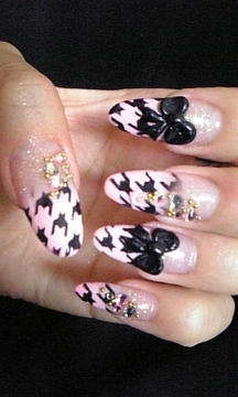 Pink×Black 千鳥nail