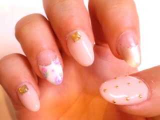 小花柄×スタッズ