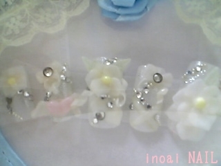 可愛い&キレイ系ブライダルネイル