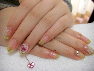 ラメグラデゴールド☆ハートチャーム