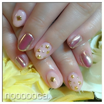 ピンクミラーネイル