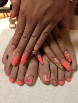 ﾈｵﾝｵﾚﾝｼﾞ 夏NAIL