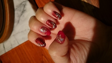 クリスマスっぽい真っ赤なラメ