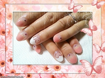 ハートフレンチネイル