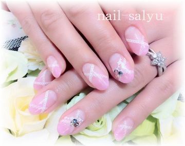 レース使いで甘い指先♪