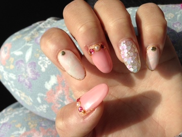 春 お姫様ネイル