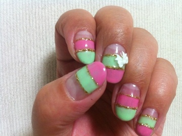 シャーベットカラーのリボンネイル