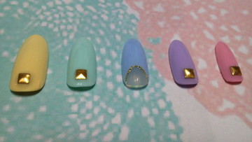 カラフルパステル×スタッズ