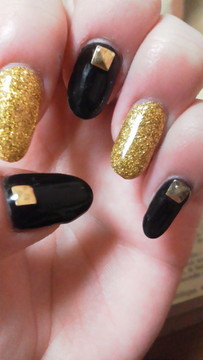 BLACK&GOLD