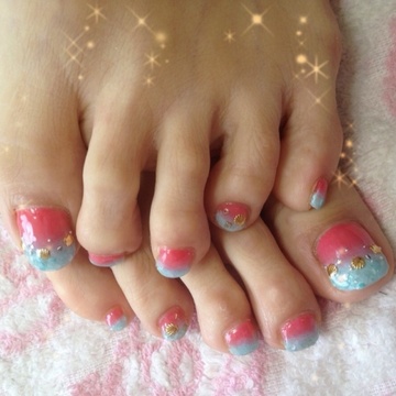 グラデーション夏ネイル