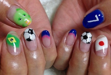 Wカップ★サッカー応援ジェルネイル★ガチャピン遠藤