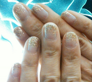 ゴールドｸﾞﾗﾃﾞネイル