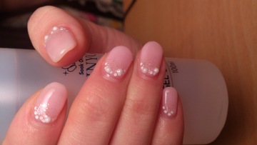 ピンク・白ホロとパールネイル