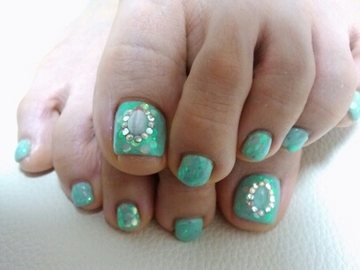 フットグリーンホロ