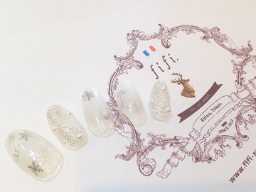 雪の結晶ネイル