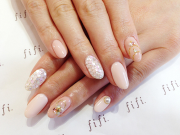 清楚ホロネイル