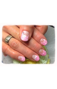 リボン＆ドットネイル