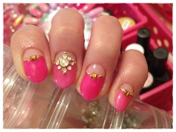 pink nail