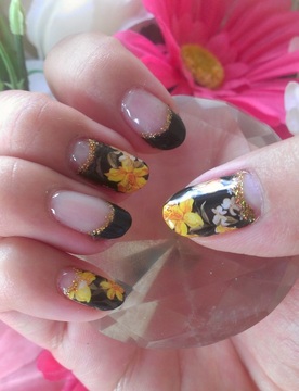 大人花柄ネイル