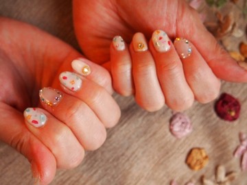 クリアストーンホワイトシェル