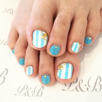 blue sea nail