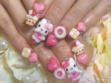 ３Ｄキティちゃんネイル