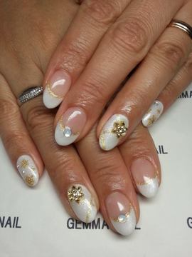 ホワイトXmasネイル