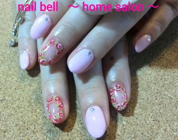 囲み薔薇ネイル　￥５９８０