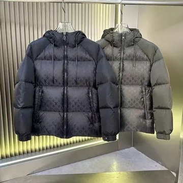 2025秋冬新品 ルイヴィトン モノグラム ダウンジャケット シ