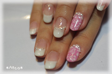 ホワイトフレンチ＆バラ