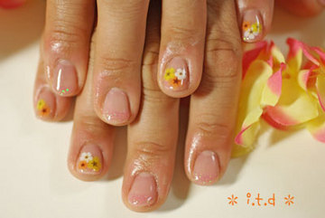 お花ネイル