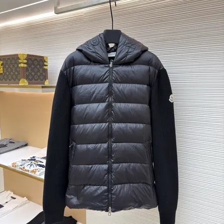 モンクレール ニットスリーブ ダウンジャケット |Moncler