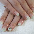 パステルグリーン