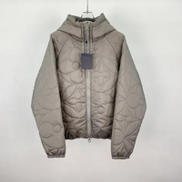 美品 ルイヴィトン フラワーキルティング ダウンジャケット モノ